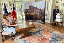 Volba českého prezidenta v zahraničí, 12. ledna 2023. Mezi prvními se českým voličům otevřela ambasáda v Santiagu de Chile.