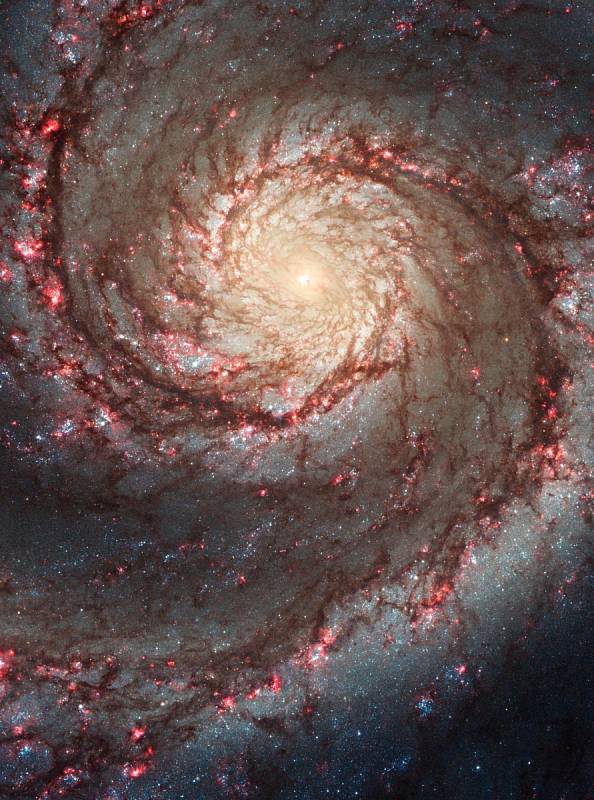 Hubbleův teleskop objevuje galaxie díky záři jejich hvězd, nyní se však daří najít i ty, jejichž svítivost je skryta