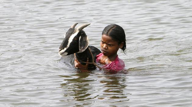 Velké oblasti indického státu Bihár se změnily v obří jezero.