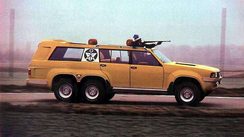 Windhawk 6x6 (1979). Šestikolová verze původního luxusního SUV Windhound, kterou si vyžádal pro potřeby lovu zvěře tehdejší král Saúdské Arábie. Sedačky jsou vysunovací do úrovně stahovací střechy, aby mohl panovník lovit pohodlně za jízdy.