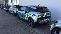 Elektromobily BMW i3 v policejních barvách.