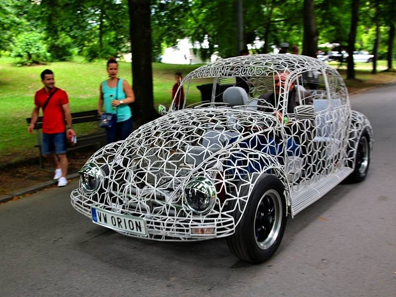 Zajímavostí je také tento "drátěný" Brouk od Volkswagenu.