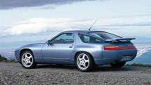 Porsche 928 GTS.