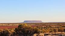 Australská hora Uluru, známá také jako Ayersova skála