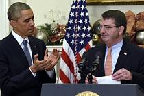 Barack Obama a Ashton Carter