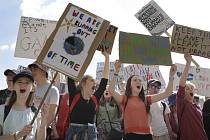 Studentská demonstrace za ochranu klimatu v Londýně.