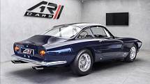 Ferrari 250 GT Lusso je unikátní vůz z roku 1963, který je po celkové renovaci a prodává se za 77 milionů korun.