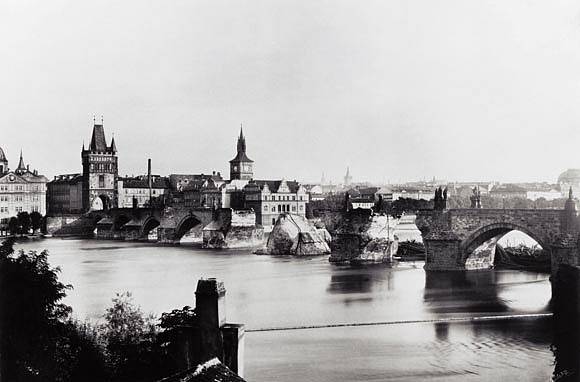 Karlův most po povodni v září 1890