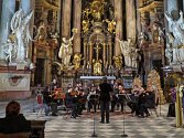 Česká televize koncertem o první adventní neděli zahájí z Břevnovského kláštera v Praze už čtyřiadvacátou charitativní sérii Adventních koncertů. 