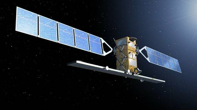 Družice Sentinel-1A - Družice Sentinel-1A je první ze šesti družic, které jsou součástí projektu Copernicus. Jeho cílem je vybudovat evropské kapacity pro pozorování Země z vesmíru a zlepšit monitorování klimatických změn či přírodních katastrof.