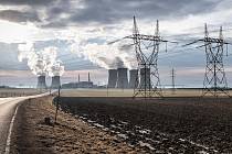 Úřady i někteří energetici volají po větší regulaci trhu. Co by napříště molo odvrátit hrozby krachů energetických společností?