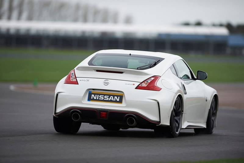 Nissan 370Z Nismo.