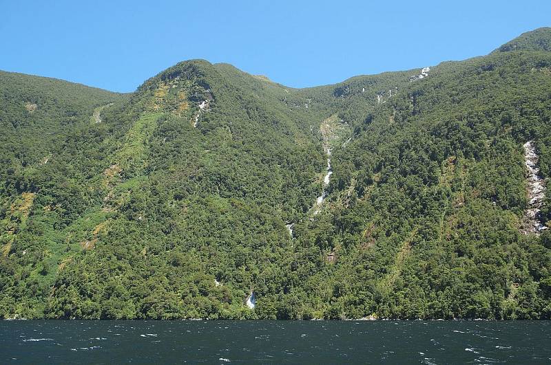 Browneho vodopád na Novém Zélandu