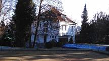 Vila Vlasty Buriana stojí v Praze na Hanspaulce