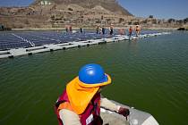 V Chile testují plovoucí solární elektrárnu