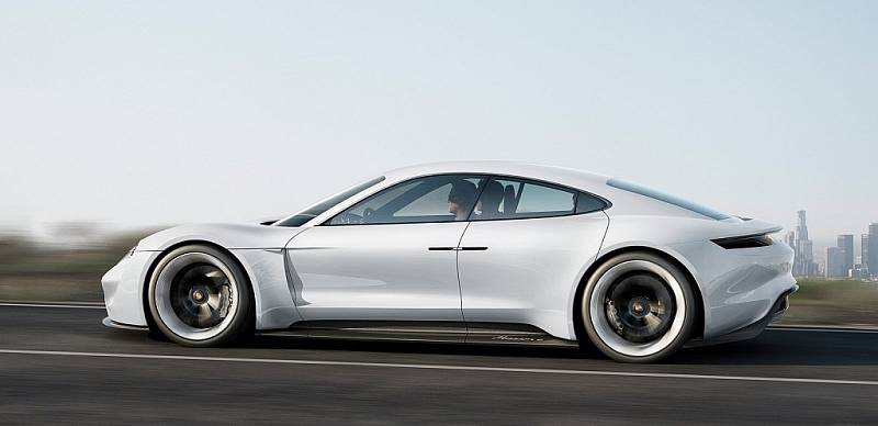 Koncept Porsche Mission E.