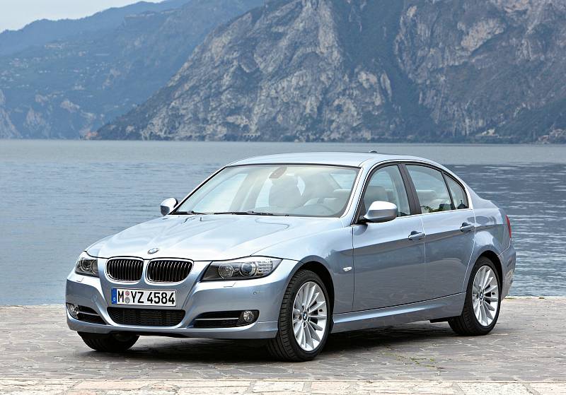 Konkurent - BMW 3