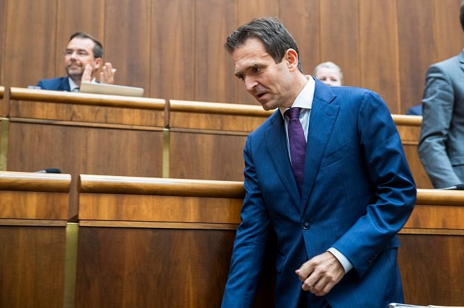 Vláda Ľudovíta Ódora nezískala důvěru slovenského parlamentu