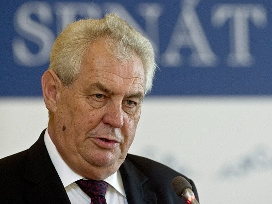 Prezident republiky Miloš Zeman vystoupil 25. června v Senátu v Praze s projevem na semináři k 20. výročí Nejvyššího kontrolního úřadu (NKÚ).