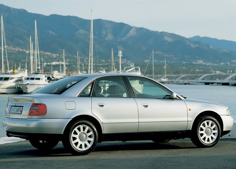 Audi A4 - první generace B5 (1994-2001)