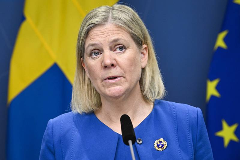 Švédská premiérka Magdaléna Anderssonová na tiskové konferenci ve Stokholmu. Švédsko v pondělí 16. května 2022.