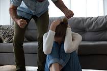 V Česku přibývá domácího násilí i rozvodů. Ilustrační foto.