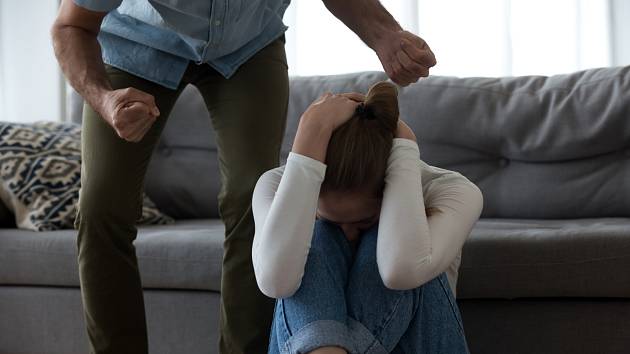 V Česku přibývá domácího násilí i rozvodů. Ilustrační foto.