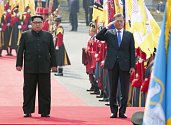 Kim Čong-un a Mun Če-in na summitu Jižní a Severní Koreje