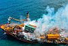 U břehů Srí Lanky hořela loď plná chemikálií. Nyní se potápí, hrozí katastrofa