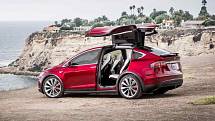 Tesla Model X.