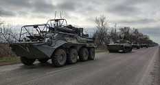 Ruský vojenský konvoj u ukrajinského Mariupolu, 16. dubna 2022.