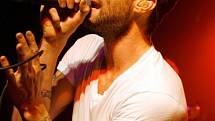 Zpěvák americké skupiny Maroon 5 Adam Levine.