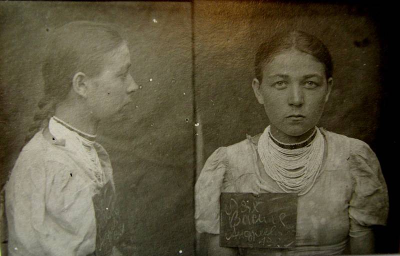 Vasilina Mesárová při zatčení.
