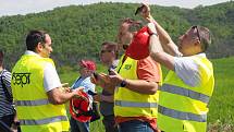 Václav Škréta z oddělení údržby ve firmě ČEPS (zcela vlevo) říká, že kontrola drony bude bezpečnější, rychlejší i levnější.