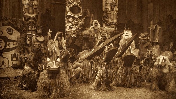Indiánská slavnost - potlač. Foto přibližně z roku 1900.