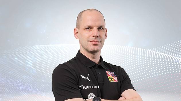 Changes in the representation of women’s floorballs.  Procházka becomes the new coach