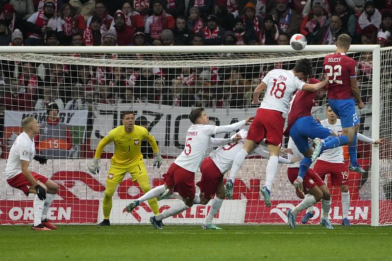 Čeští fotbalisté v předposledním utkání kvalifikace ME v Polsku