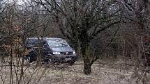 V pražské Troji bylo 16. března nalezeno zahrabané tělo.