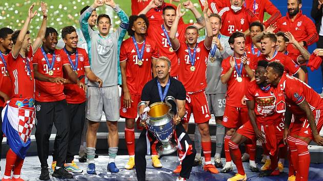 Fotbalisté Bayernu po triumfu v Lize mistrů