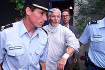 Ira Einhorn v roce 1978 brutálně zavraždil svou partnerku. Interpol ho vypátral po 20 letech
