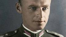 Podporučík jezdectva Witold Pilecki na předválečné fotografii