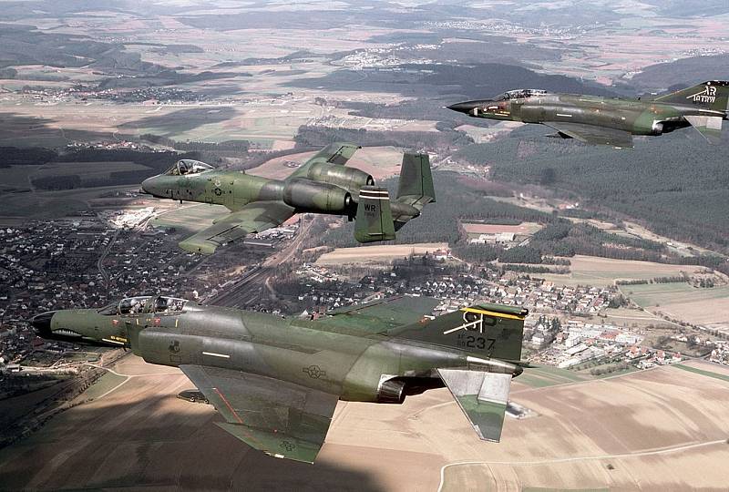 Letouny F-4G, A-10A a RF-4C letectva Spojených států v Evropě v roce 1987