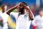 Rasistickým urážkám musí čelit i fotbalisté Anglie Raheem Sterling…
