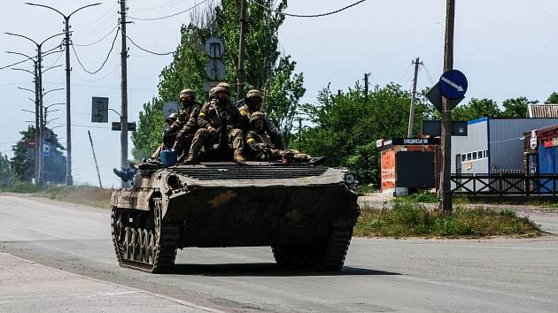 Ukrajinští vojáci ve městě Bachmut