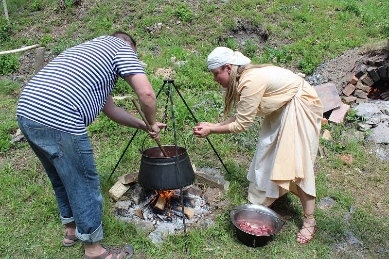 Návštěvníci Setkání ve střední části Moravského krasu si v sobotu užili pestrý program.