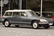 Citroen DS 20 Wagon.