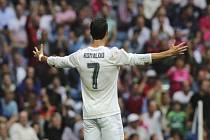 Nový rekordman. Cristiano Ronaldo vstřelil za Real Madrid už 324 gólů a překonal Raúla.