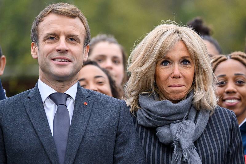 Francouzský prezident Emanuel Macron a jeho žena Brigitte