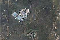 Nejhlubší diamantový důl světa, Jwaneng v Botswaně, při pohledu z vesmíru.