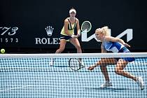 České tenistky Barbora Krejčíková a Kateřina Siniaková si zahrají v Melbourne další finále.